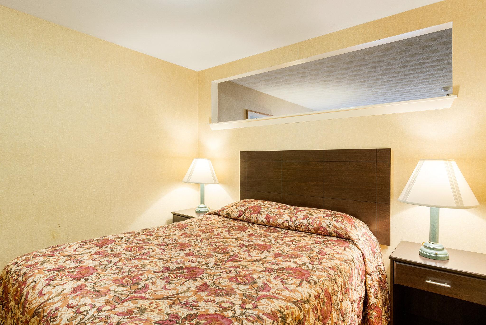 Econo Lodge Boston-Malden Exterior foto